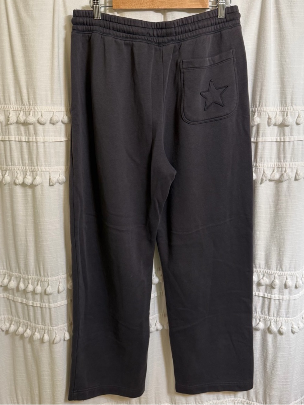 Hollister Feel Good Double Leg Embroidered Graphic Baggy Sweatpants Charcoal Med - Picture 4 of 6